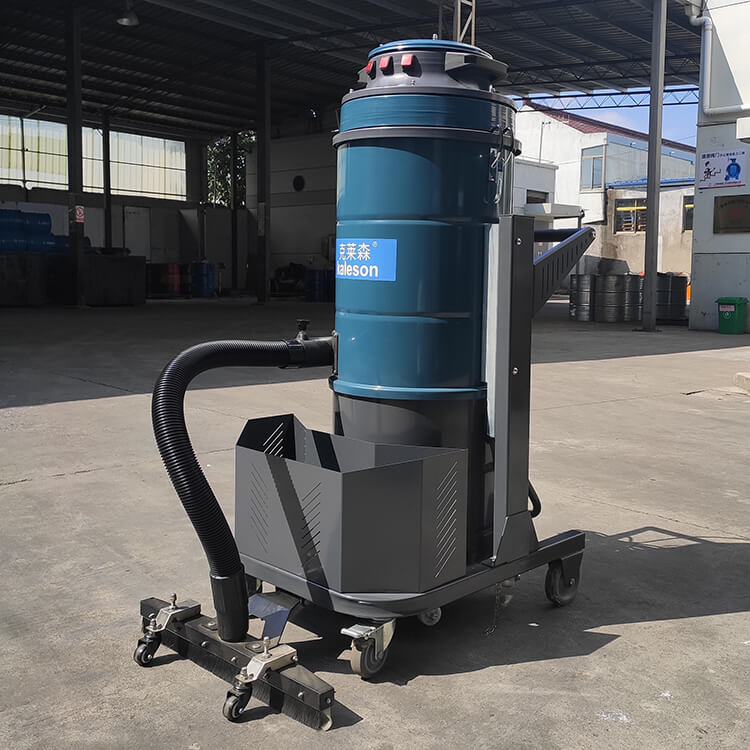 克莱森BP3-100L清理地面粉尘用吸尘器