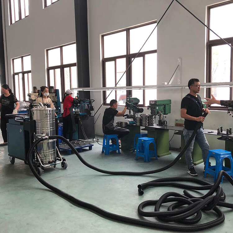 工业吸尘器使用后的保养技巧